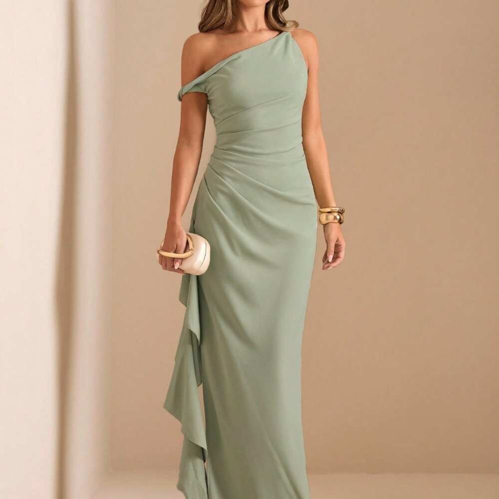 Green Elegant Women's Bridesmaid Dress With Pleated Ruffle Wrap And High Slit